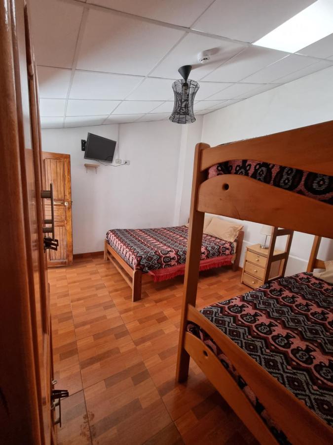 Chelitos Backpacker Hostel Cuzco Exterior foto