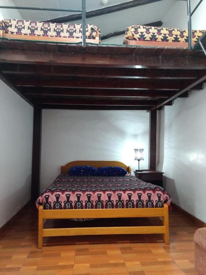 Chelitos Backpacker Hostel Cuzco Exterior foto