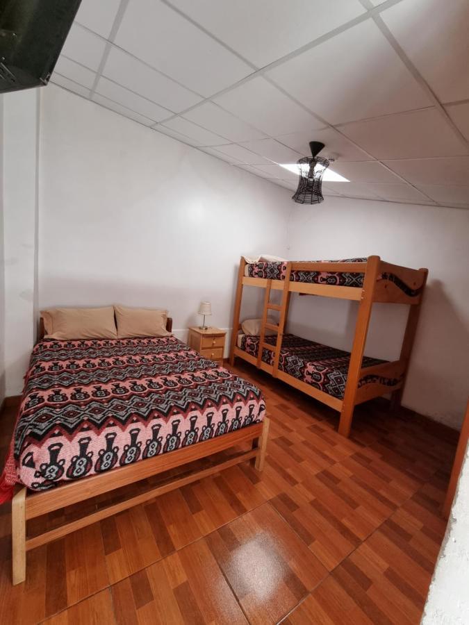 Chelitos Backpacker Hostel Cuzco Exterior foto