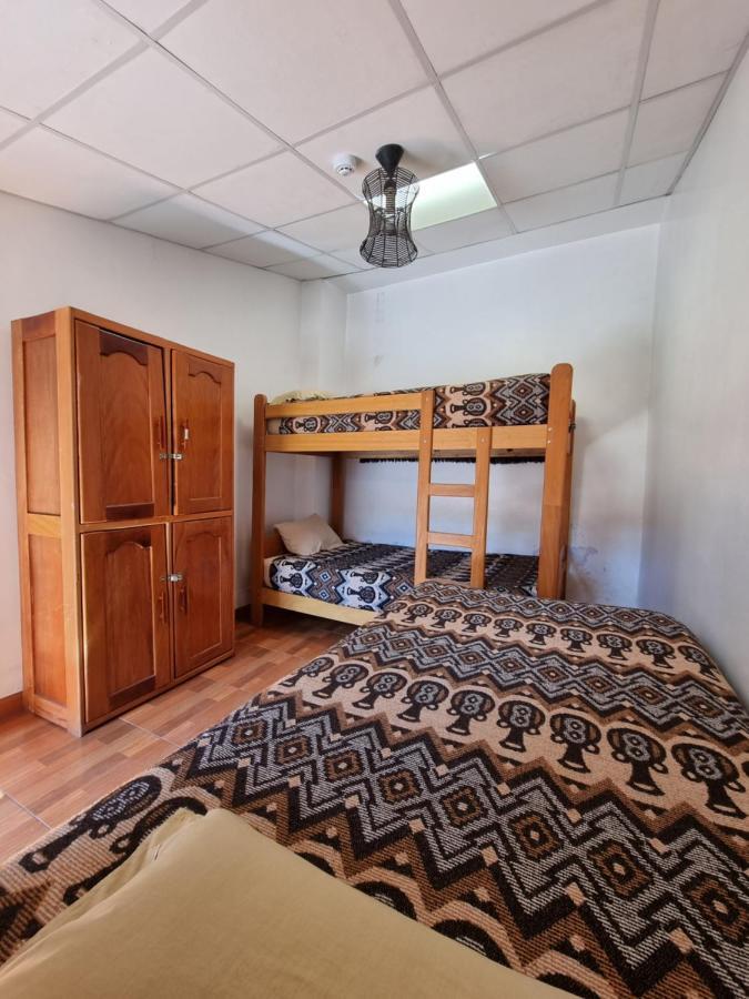 Chelitos Backpacker Hostel Cuzco Exterior foto