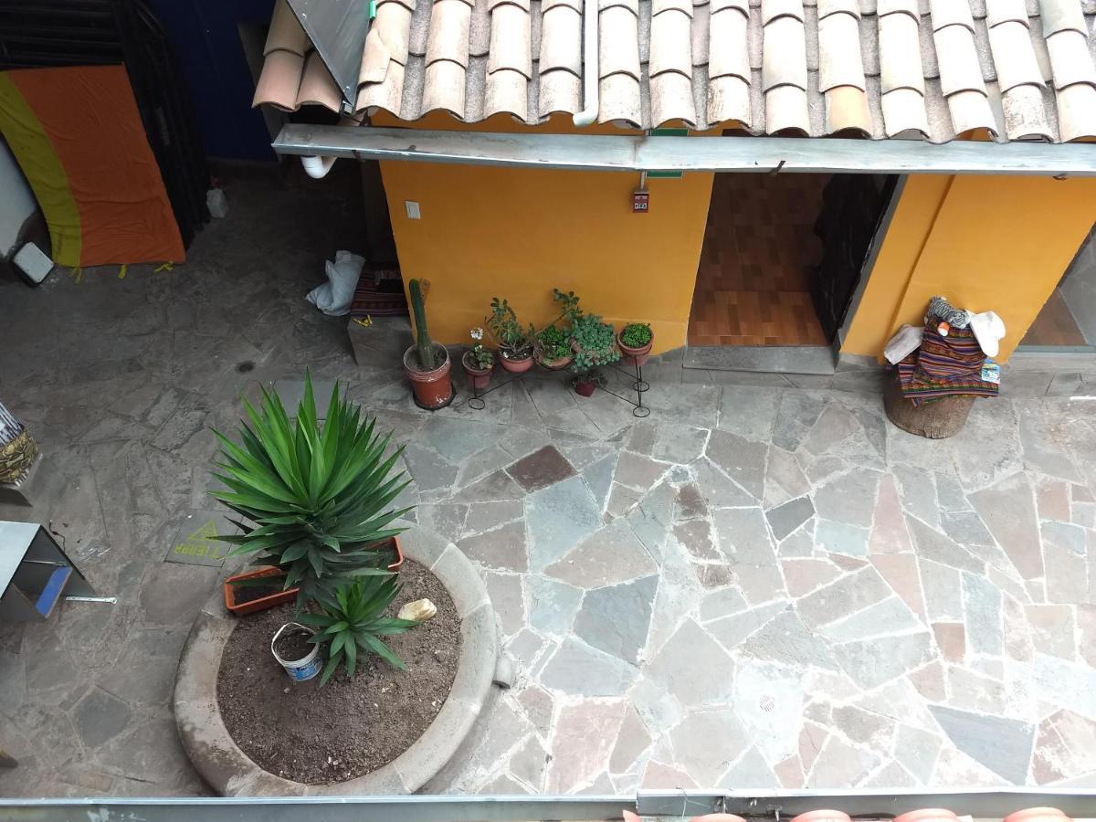 Chelitos Backpacker Hostel Cuzco Exterior foto