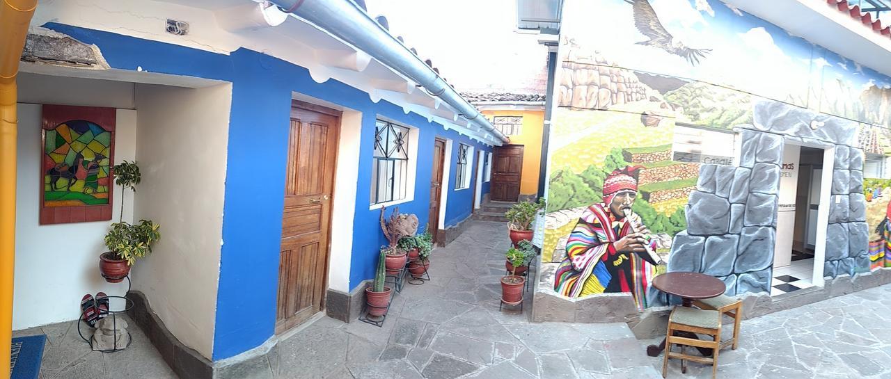 Chelitos Backpacker Hostel Cuzco Exterior foto